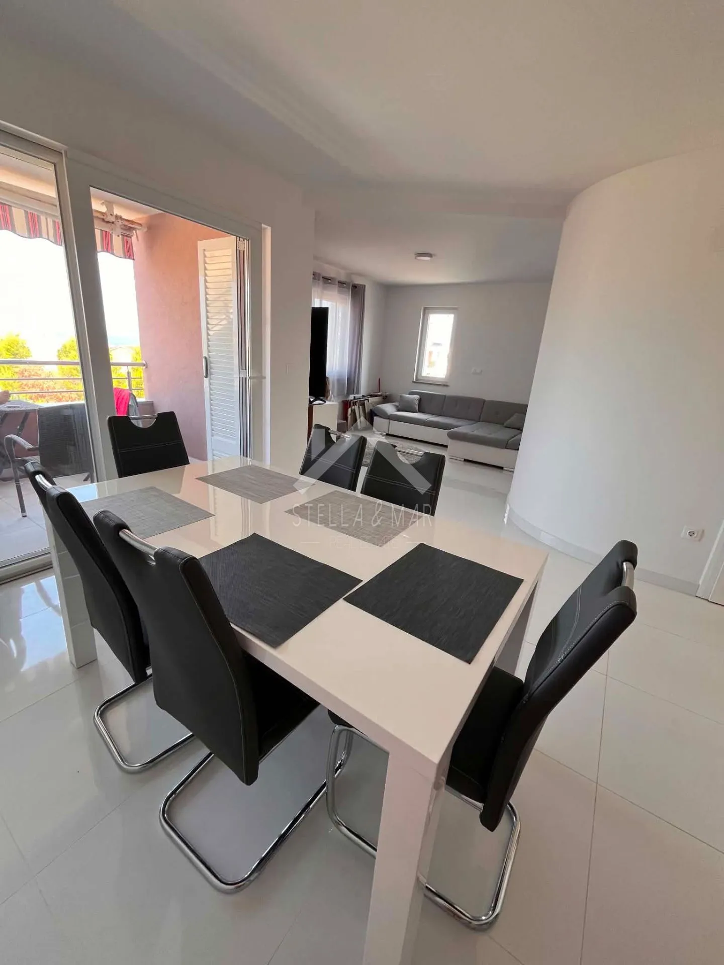 trosoban apartman, pogled na more - vir - slika 7