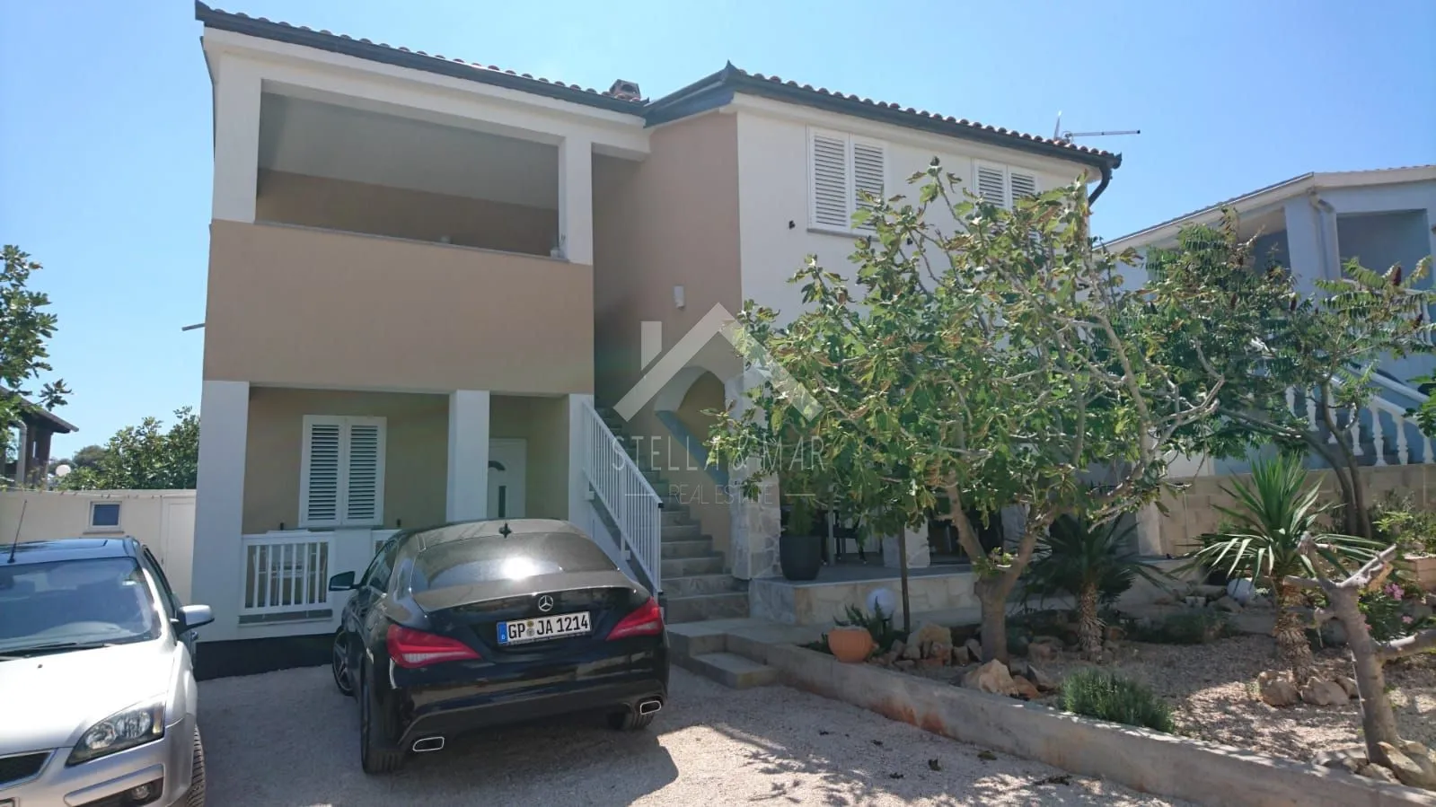 kuća sa tri stana, novogradnja - vir - slika 3