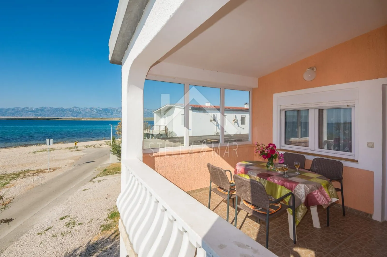 apartmanska kuća prvi red do mora - vir - slika 18
