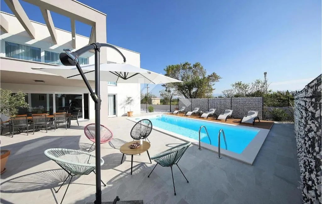 predivna villa sa bazenom i jacuzzijem - zaton, nin - slika 5
