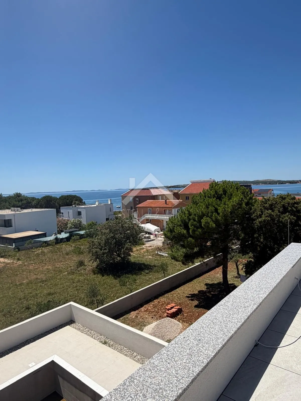 moderna, vrlo komforna vila sa bazenom 150m do mora - vir - slika 16