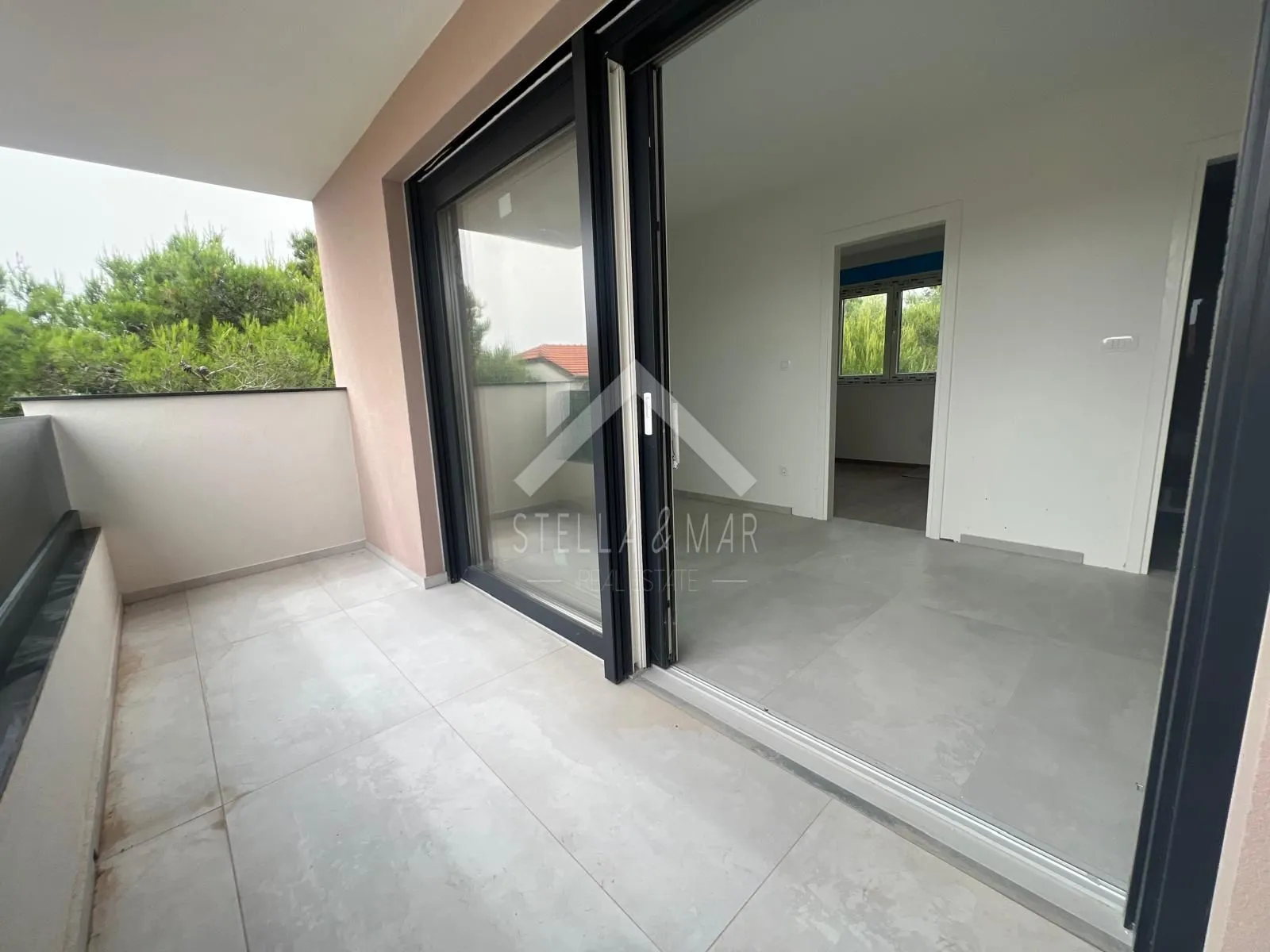 trosoban apartman sa predivnim pogledom na more - vir - slika 18