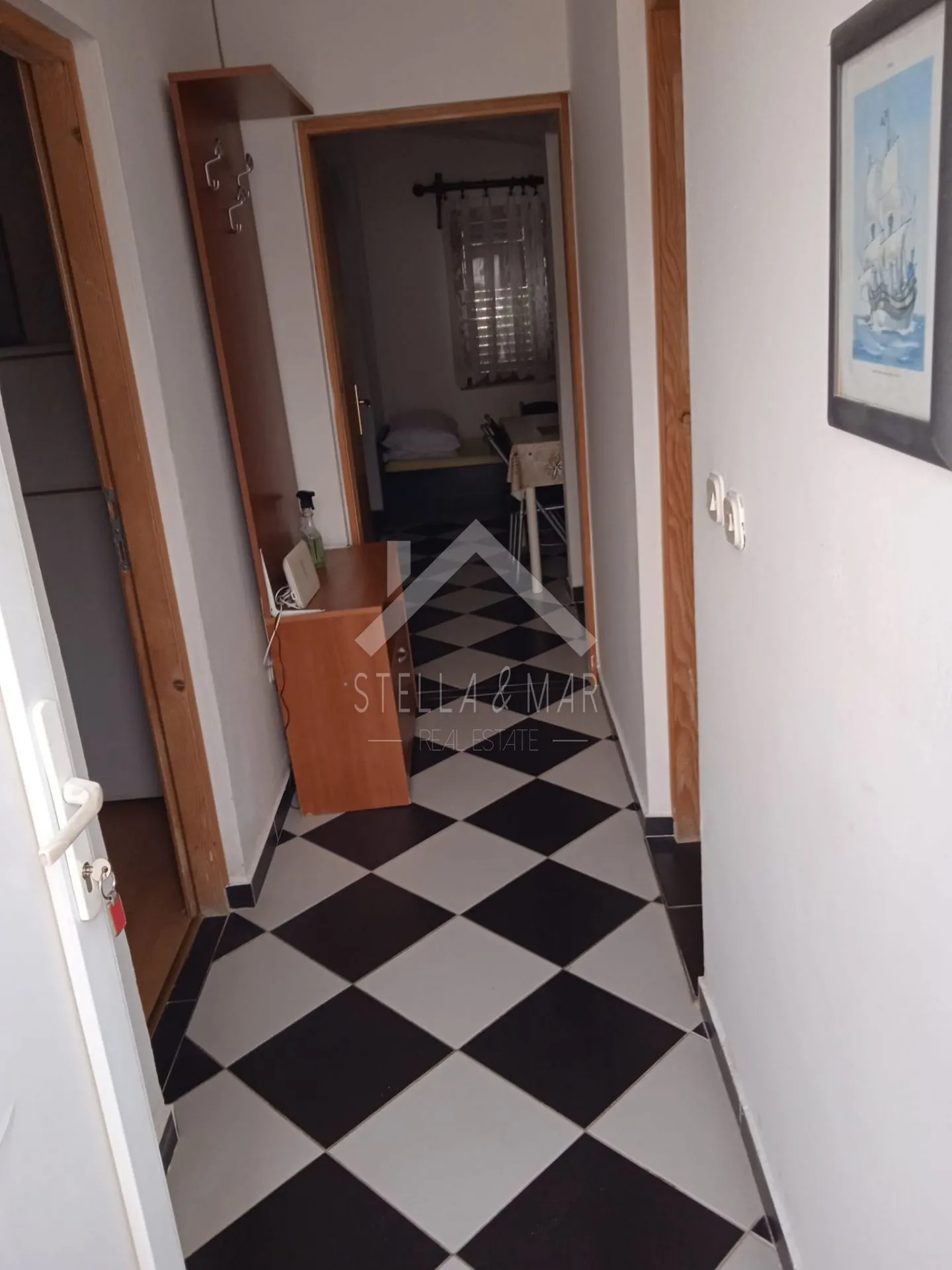 kuća sa 4 apartmana 80m od mora - slika 10