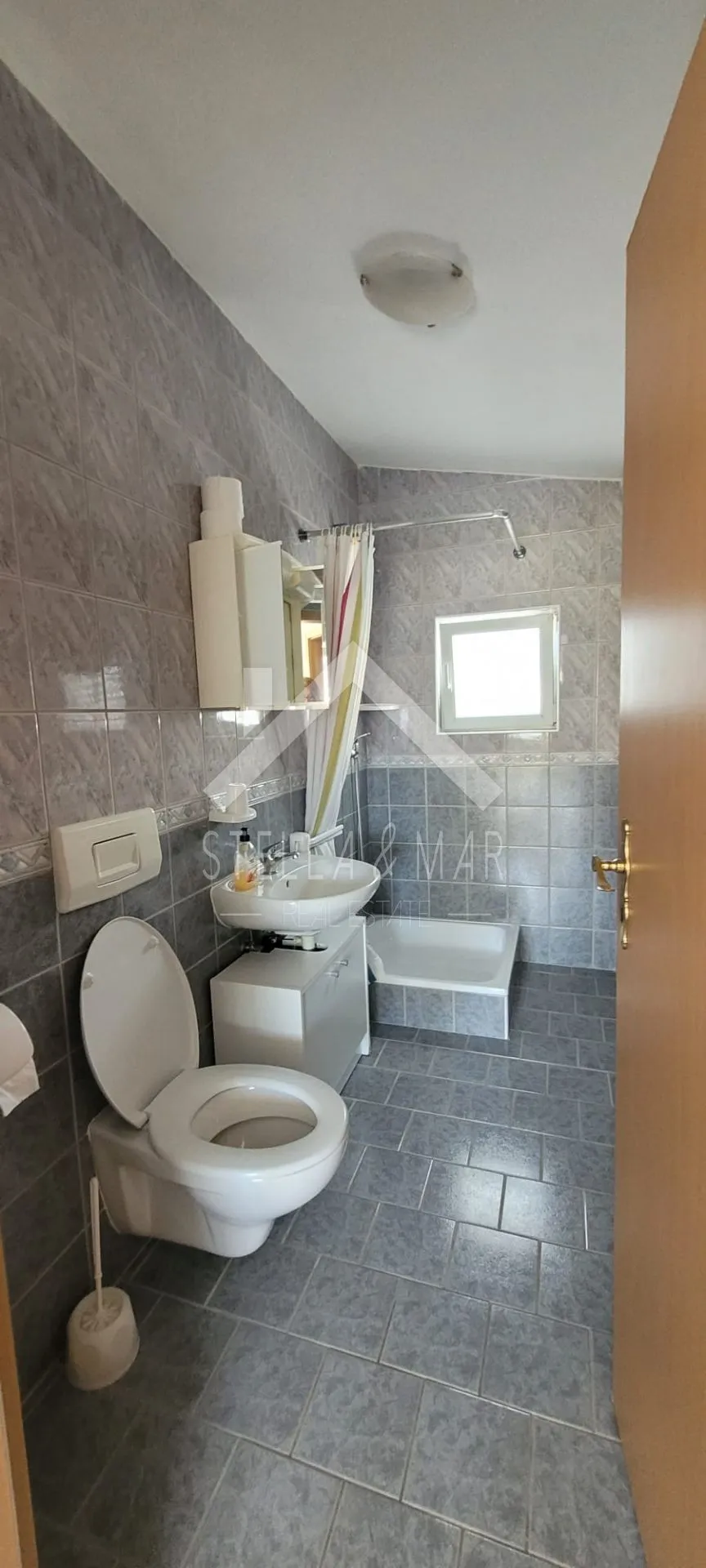 kuća sa 5 apartmana - vir - slika 21