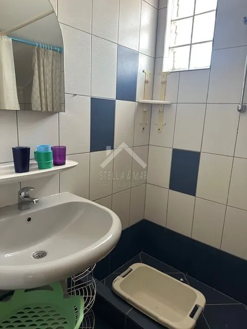dvoetažni stan, pogled na more - vir - slika 8