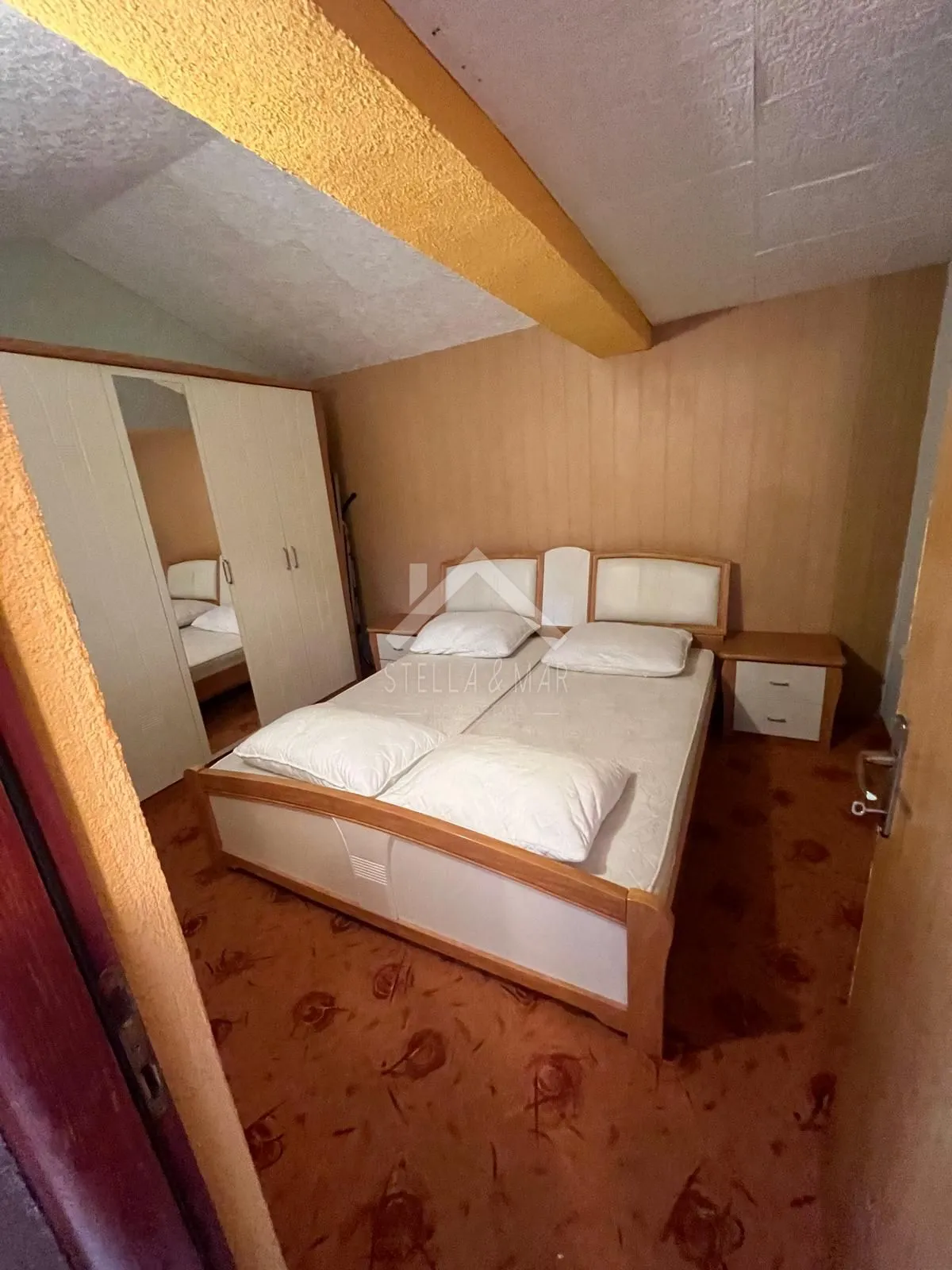 kuća sa dva stana 240m do mora, pogled - vir - slika 6