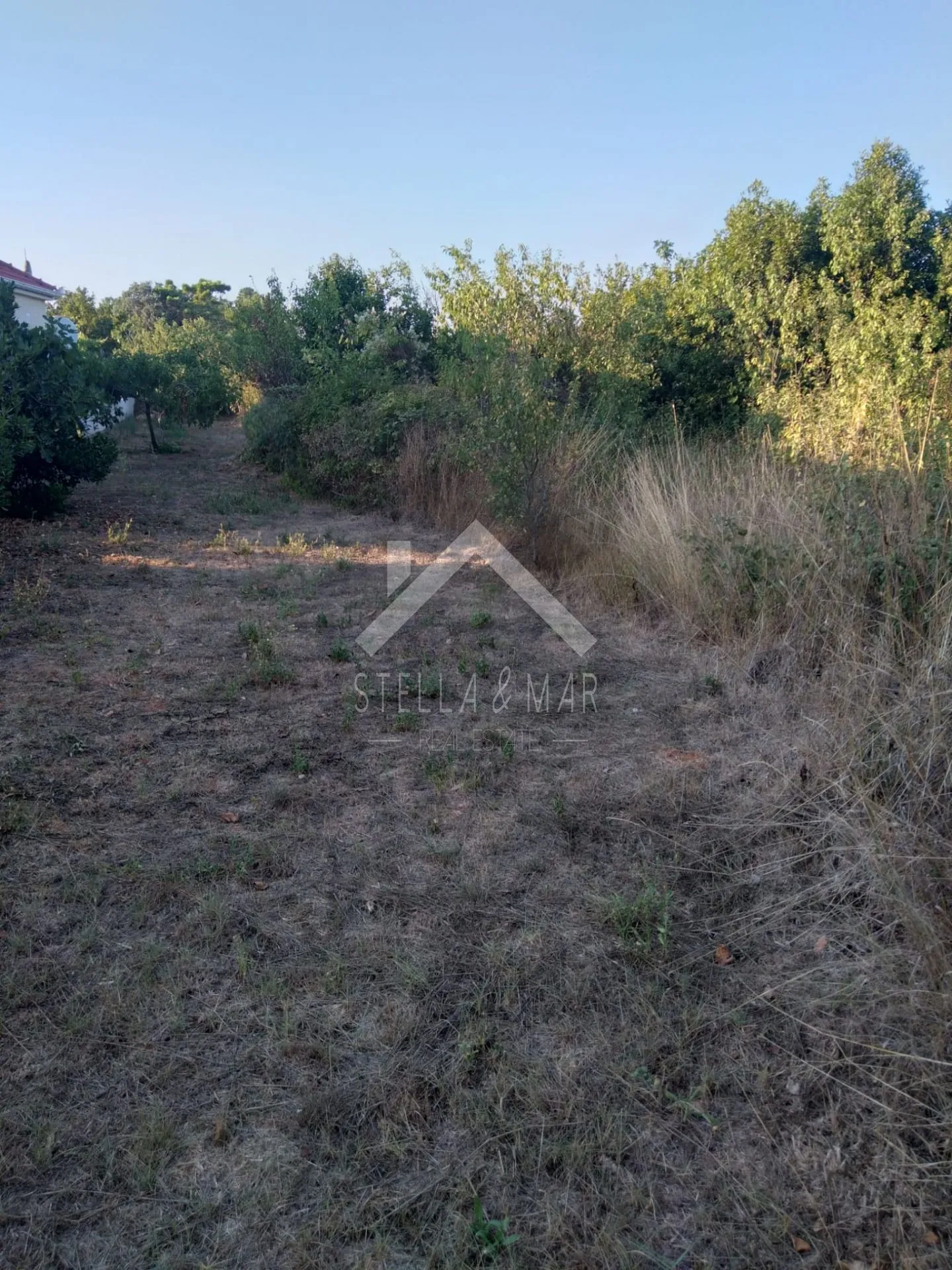 građevinsko zemljište 747m2 - zaton - slika 11
