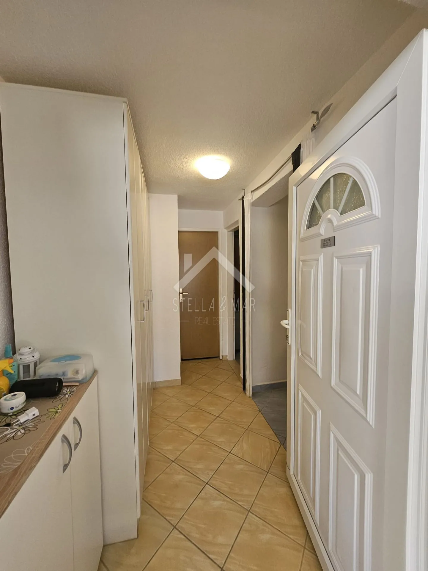kuća sa 4 apartmana - vir - slika 28