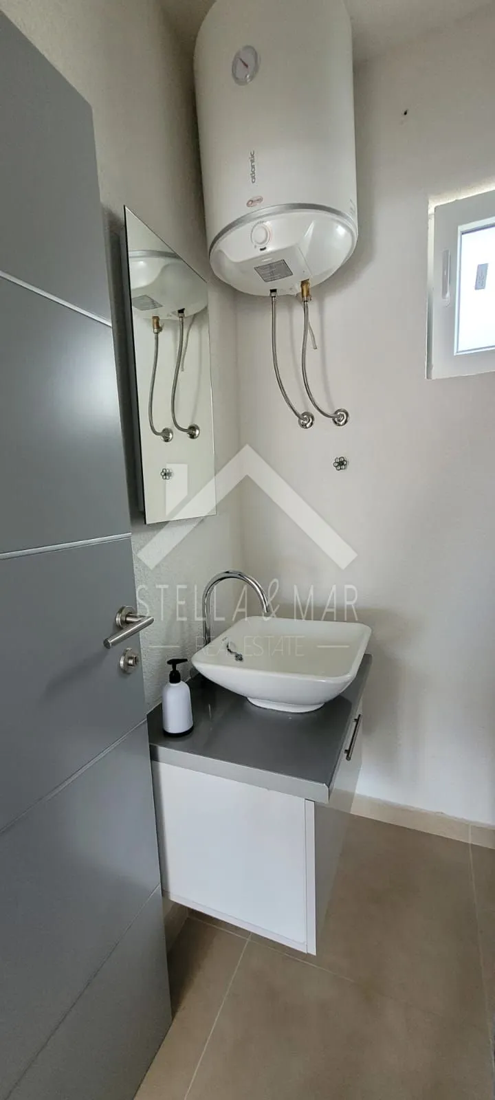 dvojna kuća sa dva apartmana -vir - slika 12