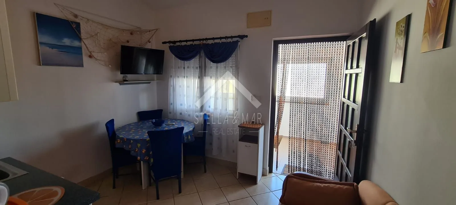 prekrasna kuća sa 4 stana, blizina centra - vir - slika 24