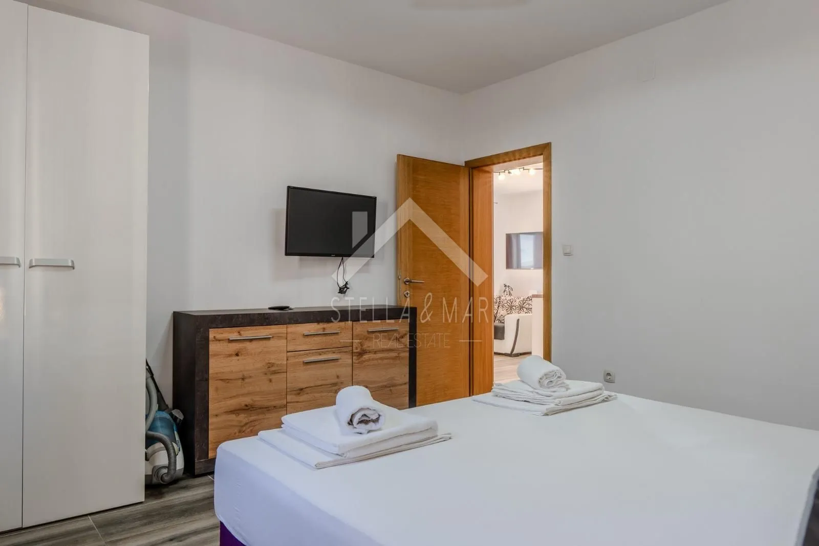 prekrasna villa sa bazenom - posedarje - slika 22