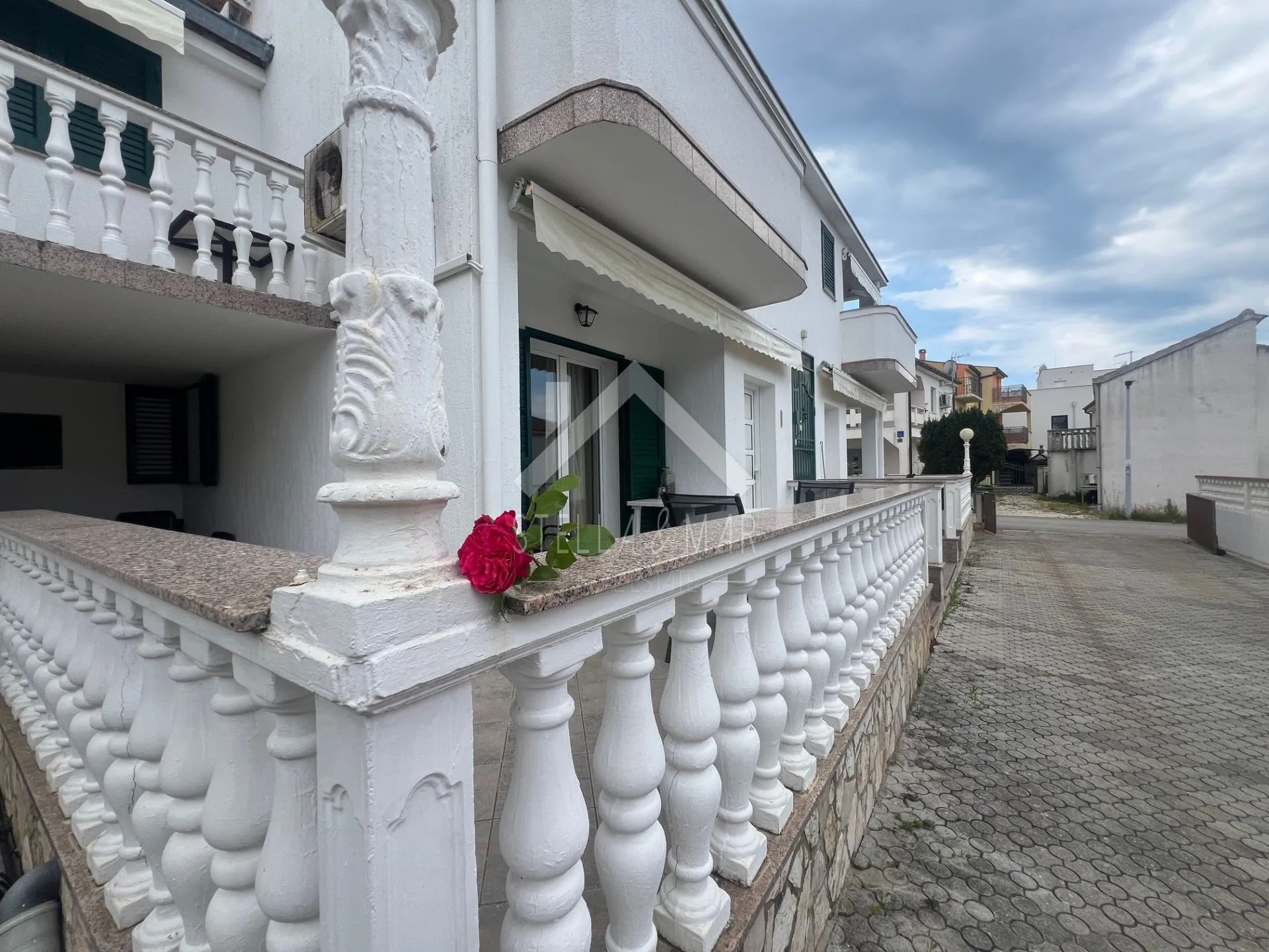 Jednosobni apartman sa prostranom terasom - Vir