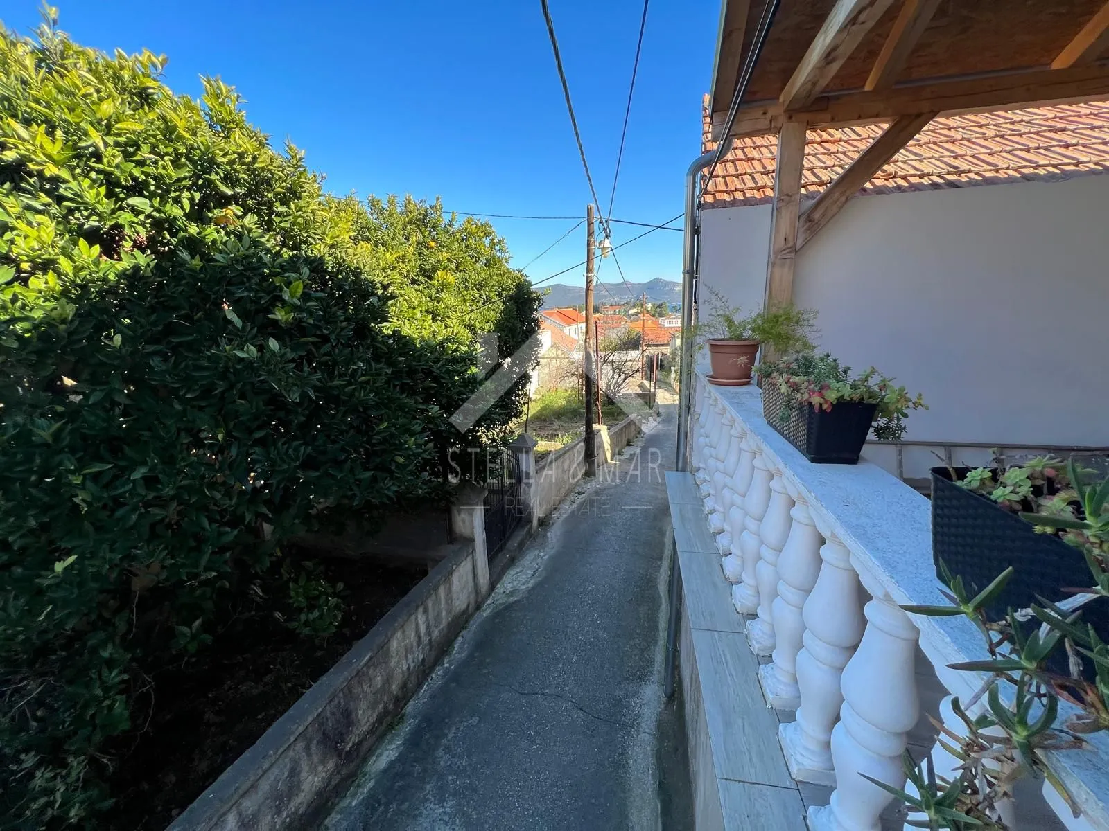 kuća sa dva stana, 200m do mora i centra - veli iž - slika 17