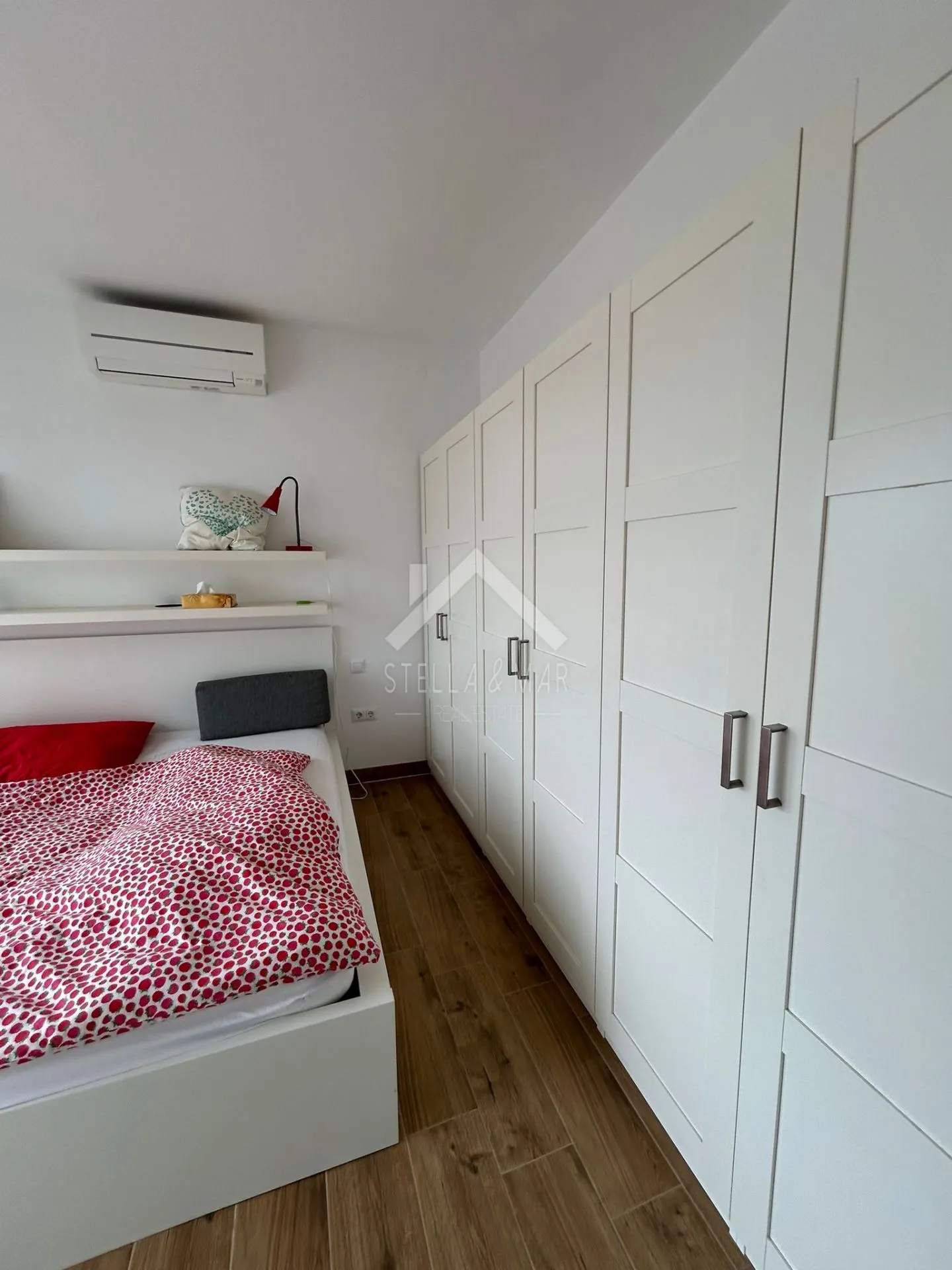 kuća sa dva apartmana, prvi red do mora - vir - slika 11