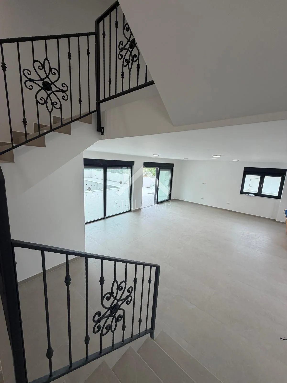 moderna, vrlo komforna vila sa bazenom 150m do mora - vir - slika 13
