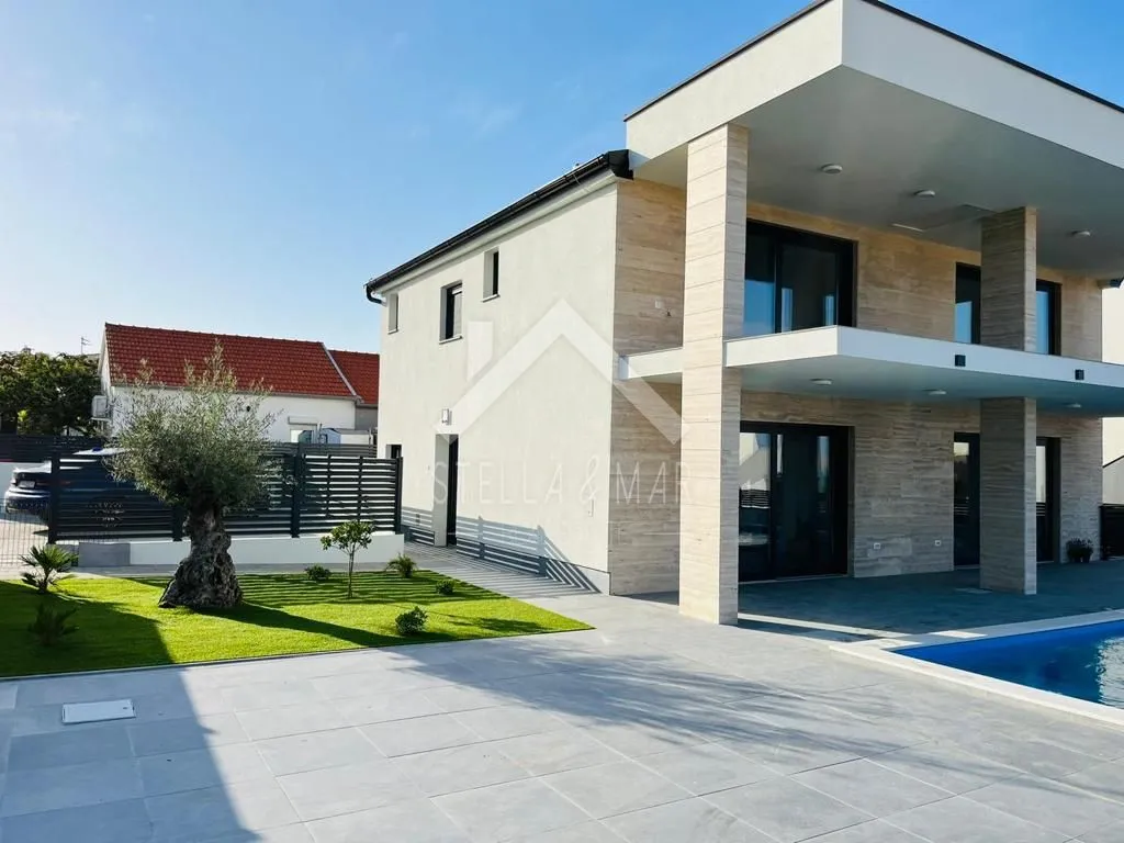 predivna kuća u neposrednoj blizini mora - vir - slika 7