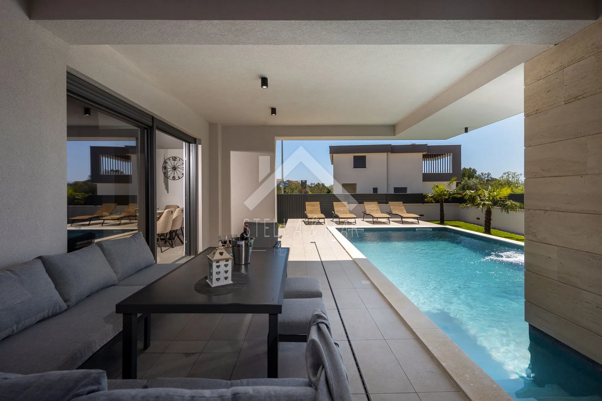 atraktivna villa sa bazenom sa sadržajima - zaton-nin, zadar - slika 3