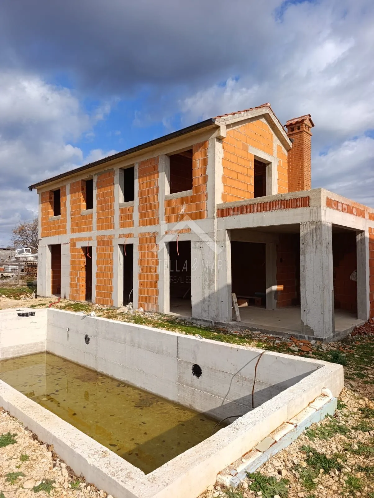 obiteljska kuća u roh bau stanju - ninski stanovi - slika 1