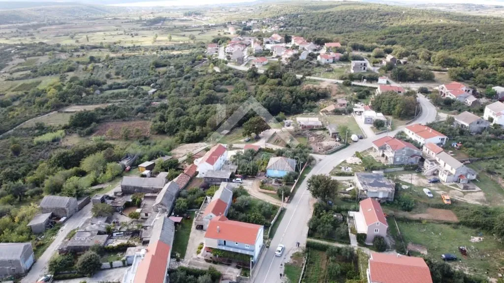 građevinsko zemljište - radovin - slika 8