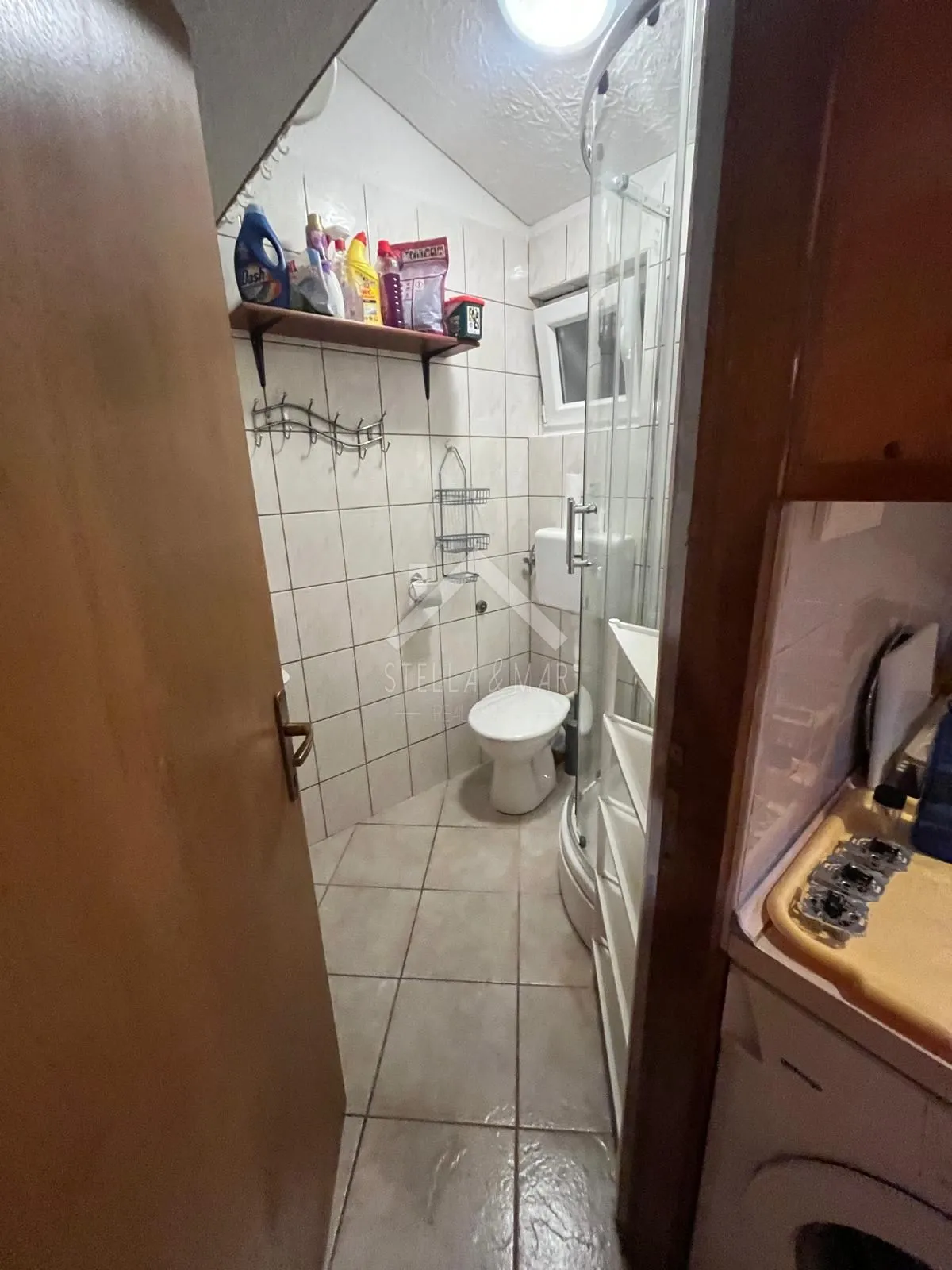 kuća sa dva stana 240m do mora, pogled - vir - slika 13