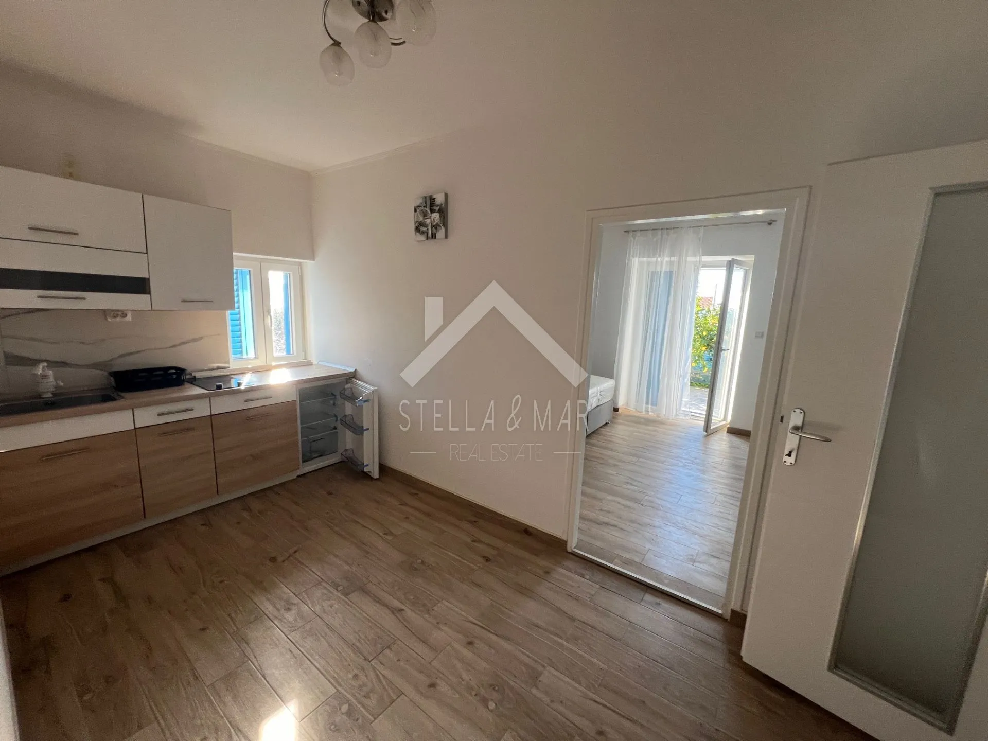 prekrasna mediteranska villa sa bazenom - vir - slika 11