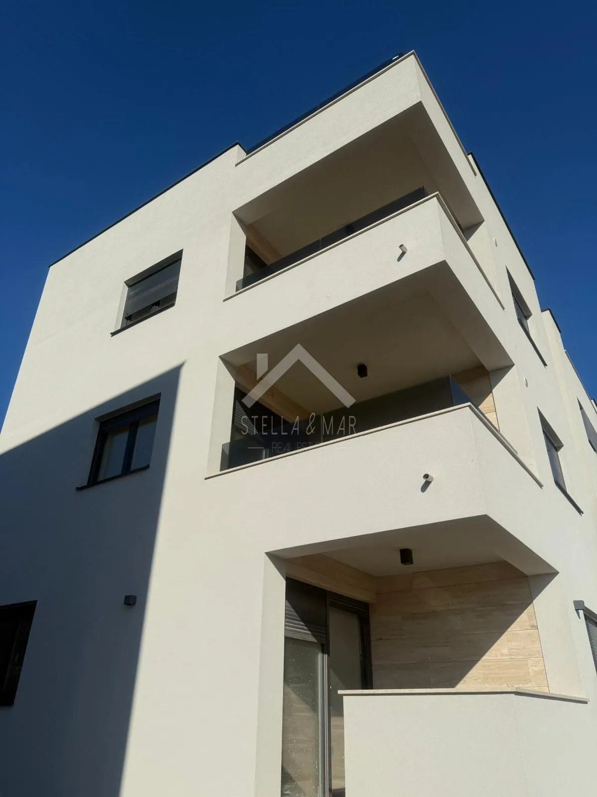 trosobni apartman u centru vira , pogled na more - vir - slika 8