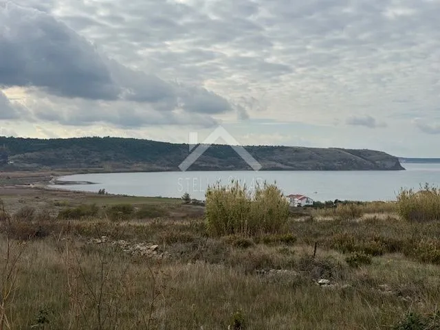 Građevinsko zemljište s pogledom na more - Rtina - Rtina, Ražanac