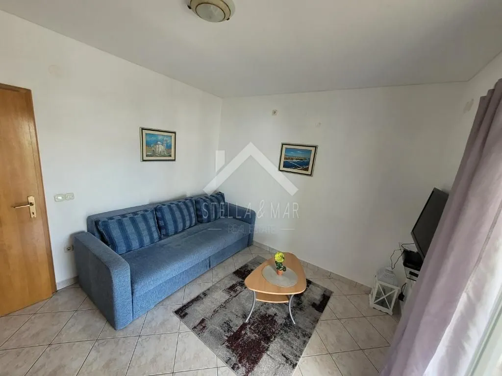 apartmanska kuća sa garažom i predivnom okućnicom - vir - slika 13