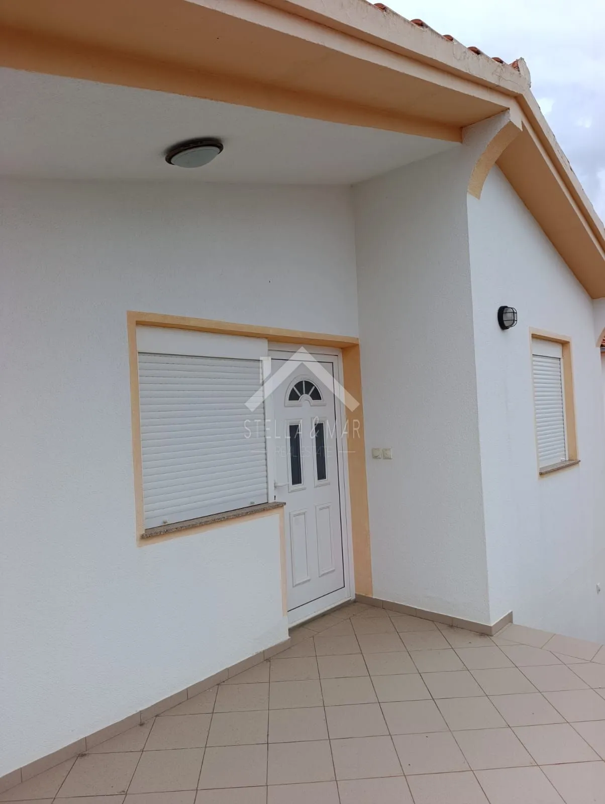 kuća sa dva apartmana, blizina mora - vir - slika 5