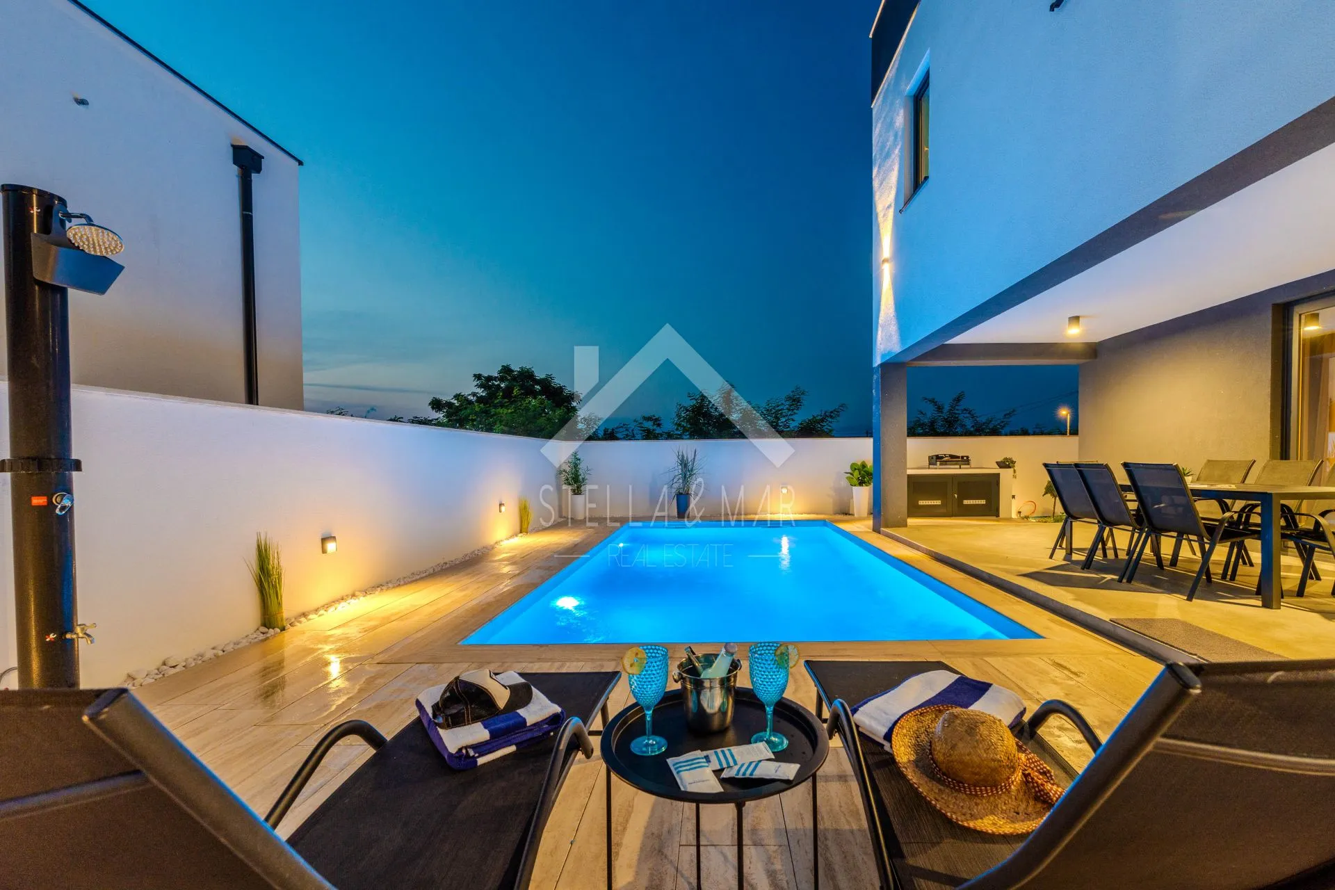 luksuzna villa sa pogledom na more - privlaka - slika 93