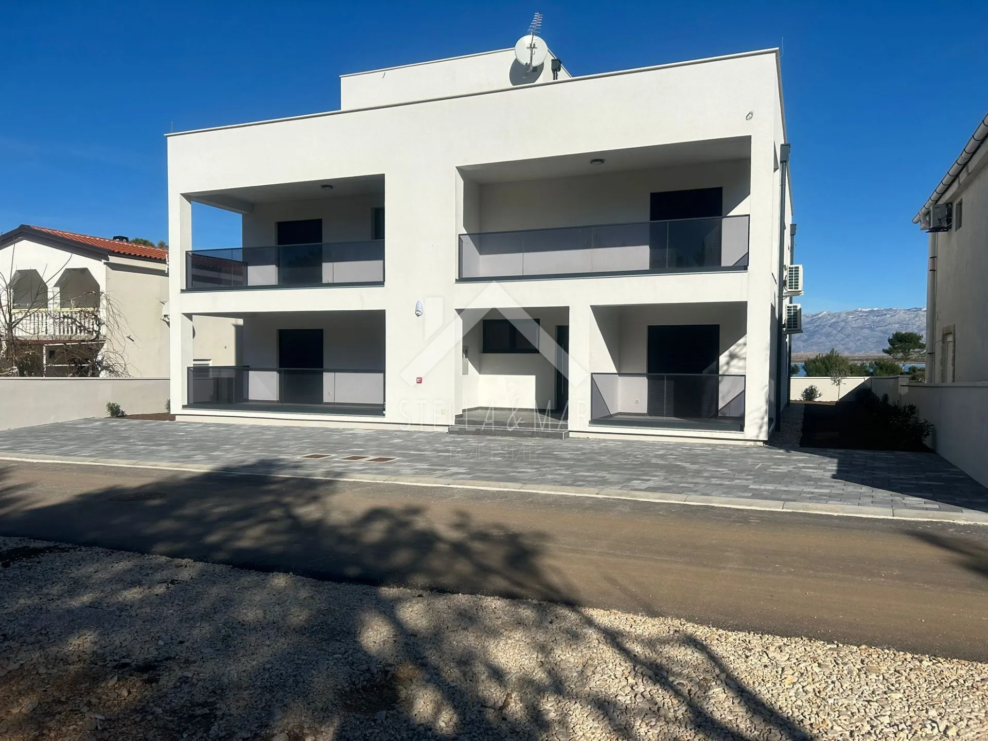 trosoban apartman sa pogledom na more - vir - slika 2