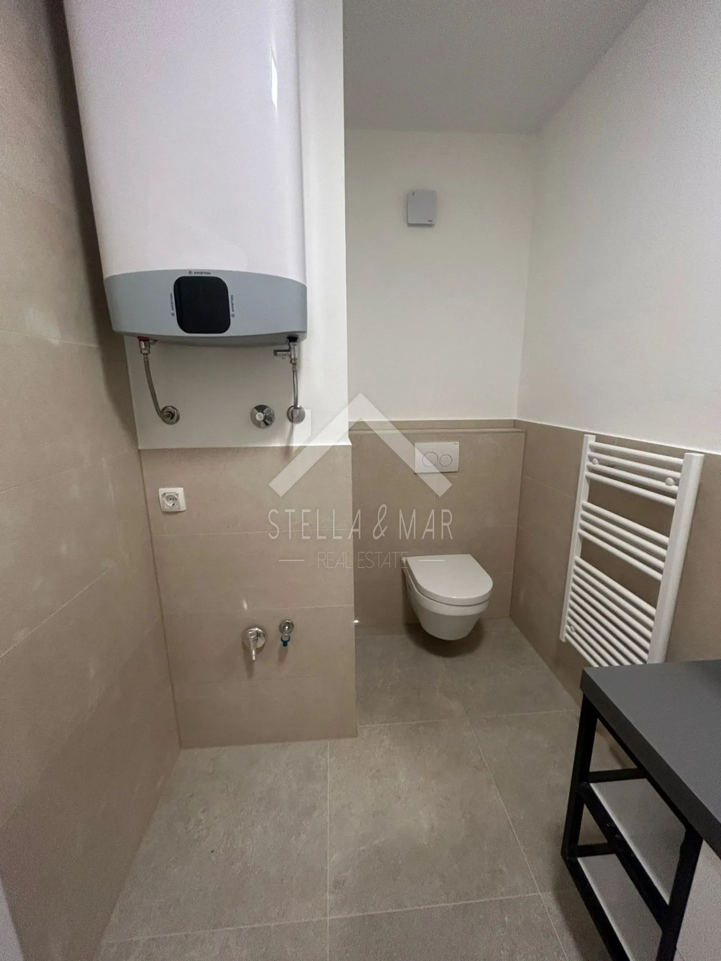 trosoban apartman sa pogledom na more - vir - slika 20