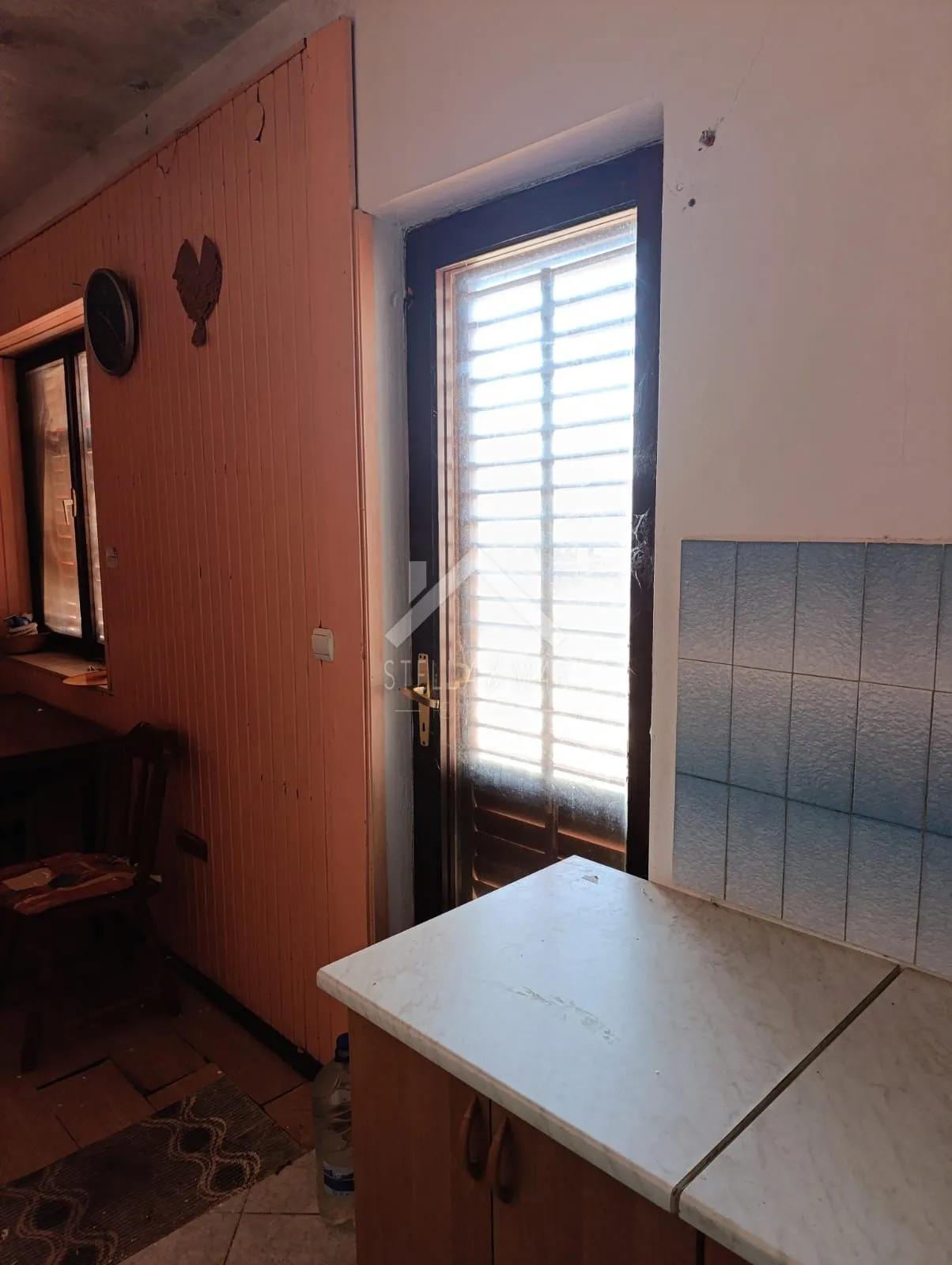 dvonja kuća za adaptaciju + poljoprivredno zemljište - vrsi - slika 3