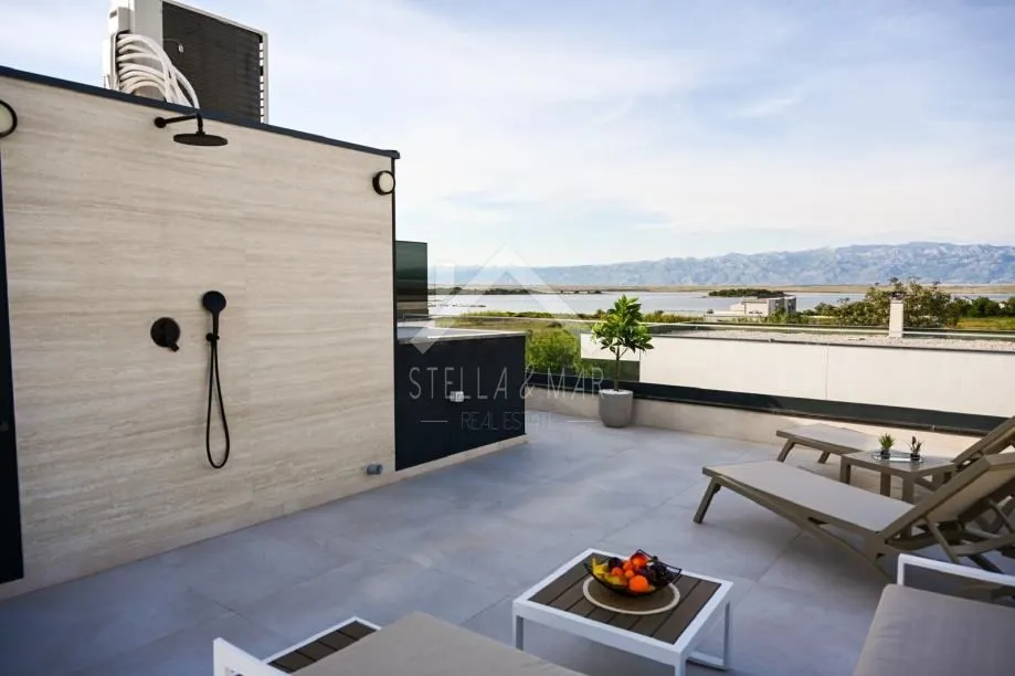 kuća sa bazenom, 4 spavaće sobe, pogled - privlaka, zadar - slika 4