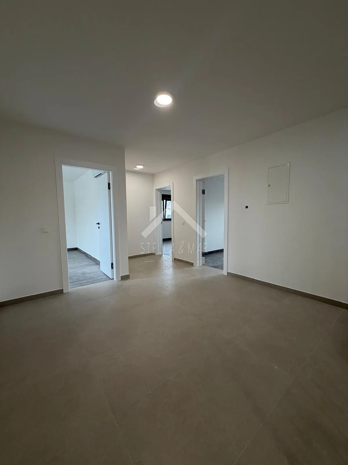 moderna, vrlo komforna vila sa bazenom 150m do mora - vir - slika 14