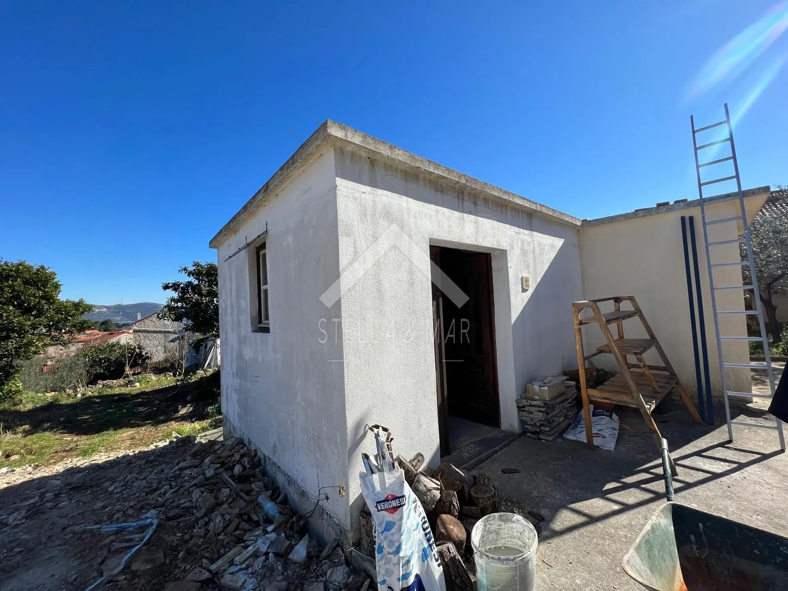 kuća sa dva stana, 200m do mora i centra - veli iž - slika 33