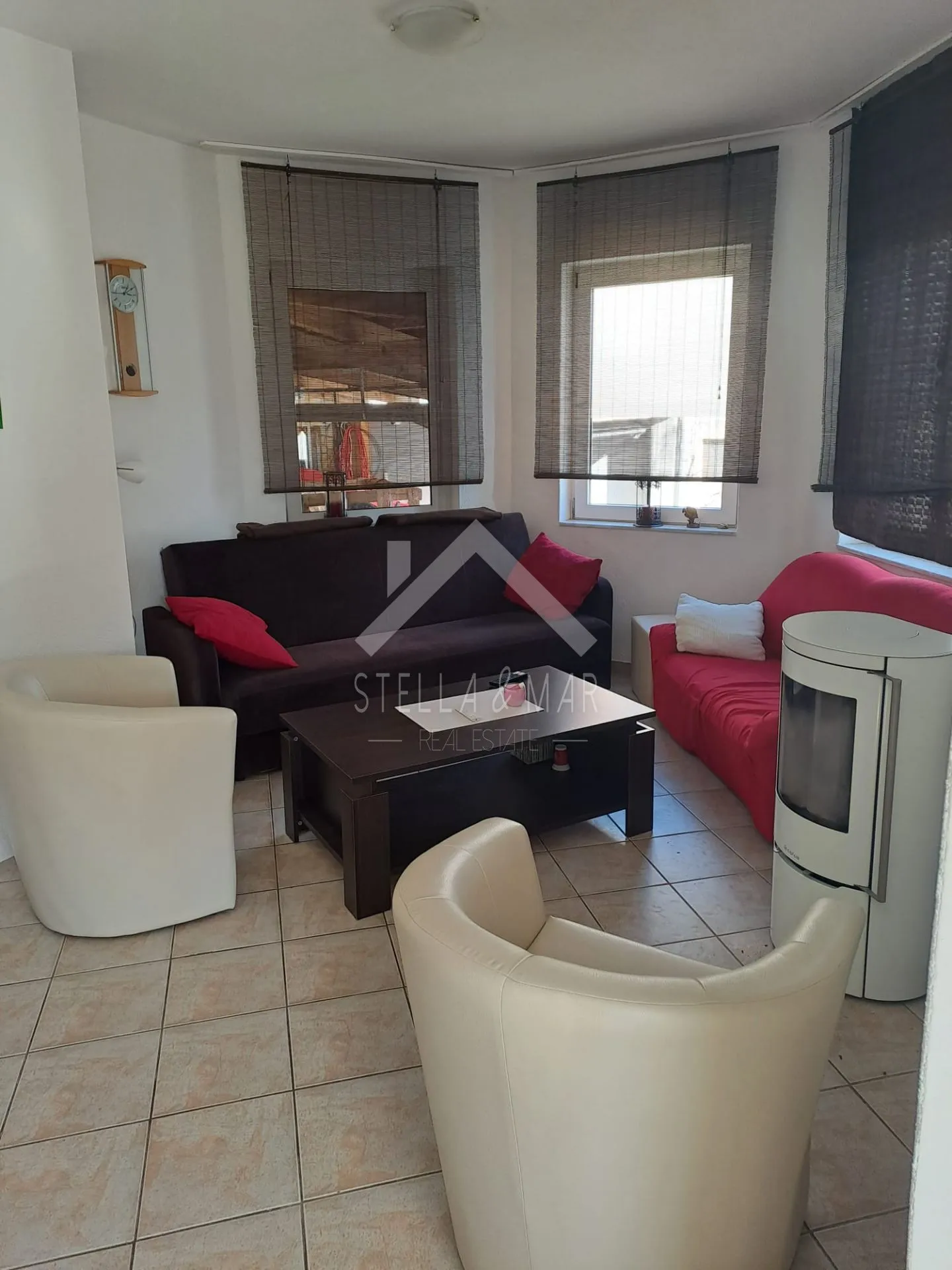 prostrana kuća sa 4 apartmana - vir - slika 9