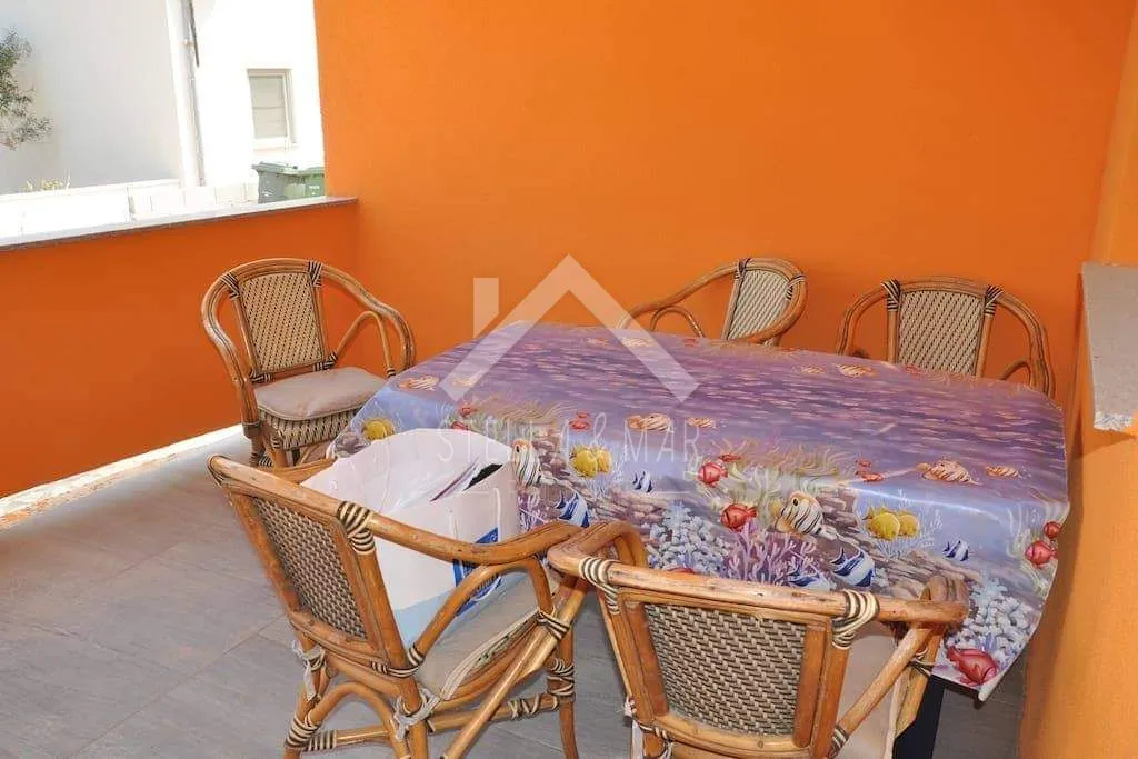 kuća sa 4 apartmana - vir - slika 4