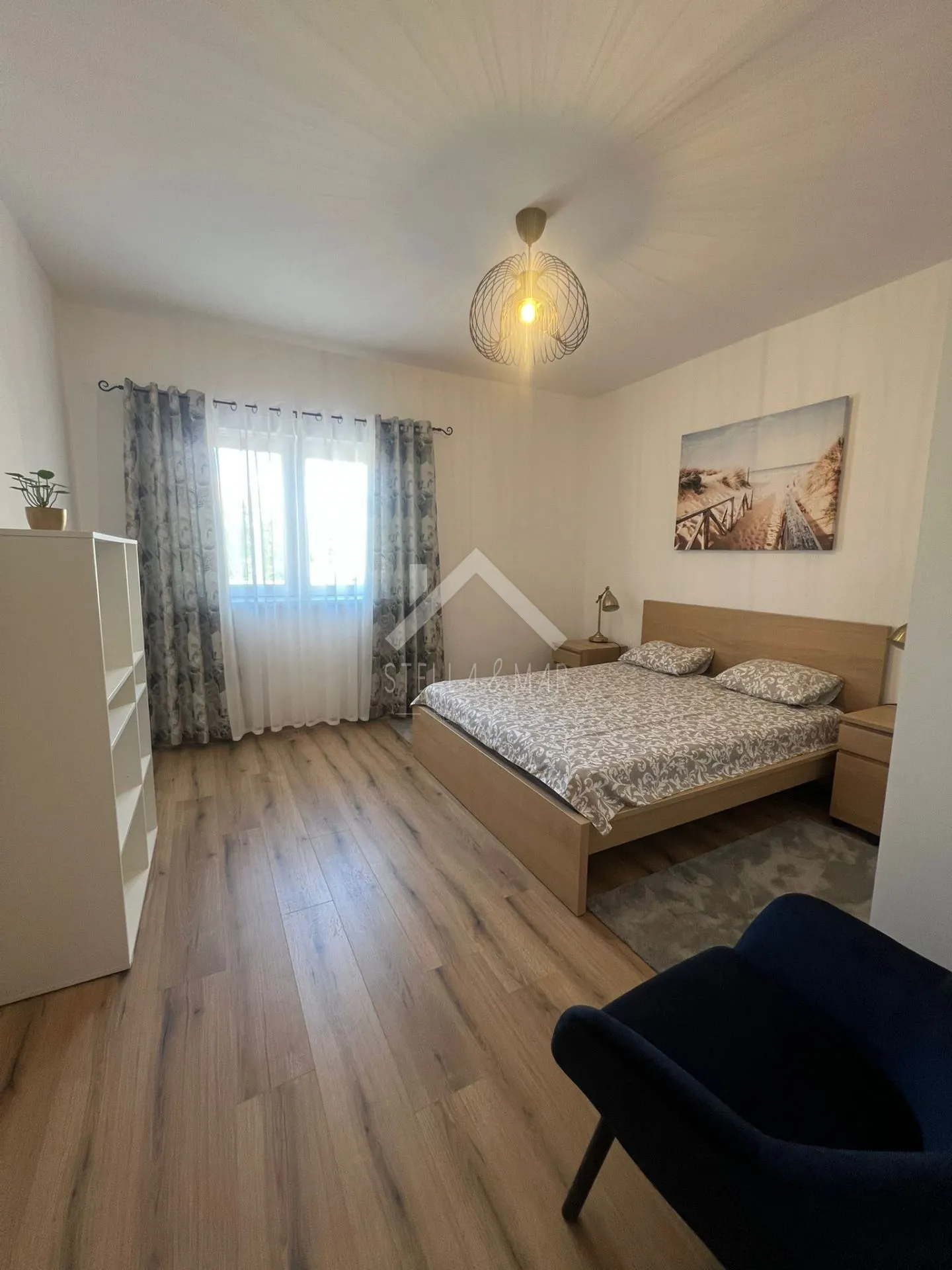 kuća sa 2 komforna stana i bazenom - privlaka - slika 16