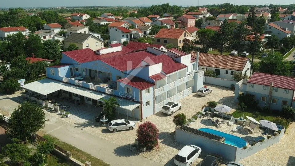 prilika!! hotel sa bazenom, 200m od mora - sabunike - slika 5