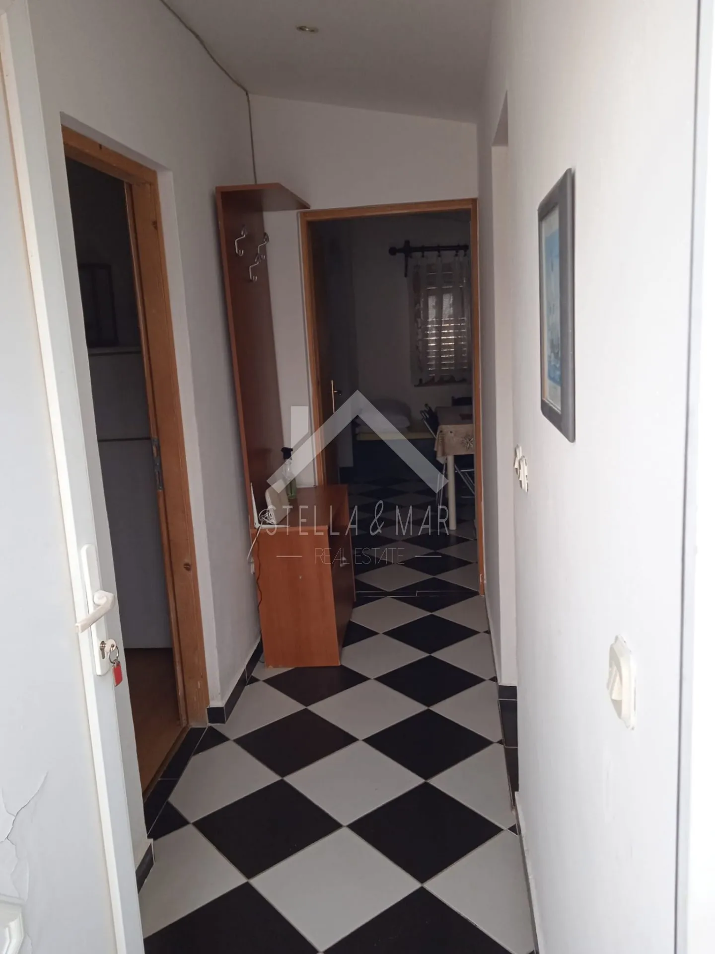 kuća sa 4 apartmana 80m od mora - slika 17