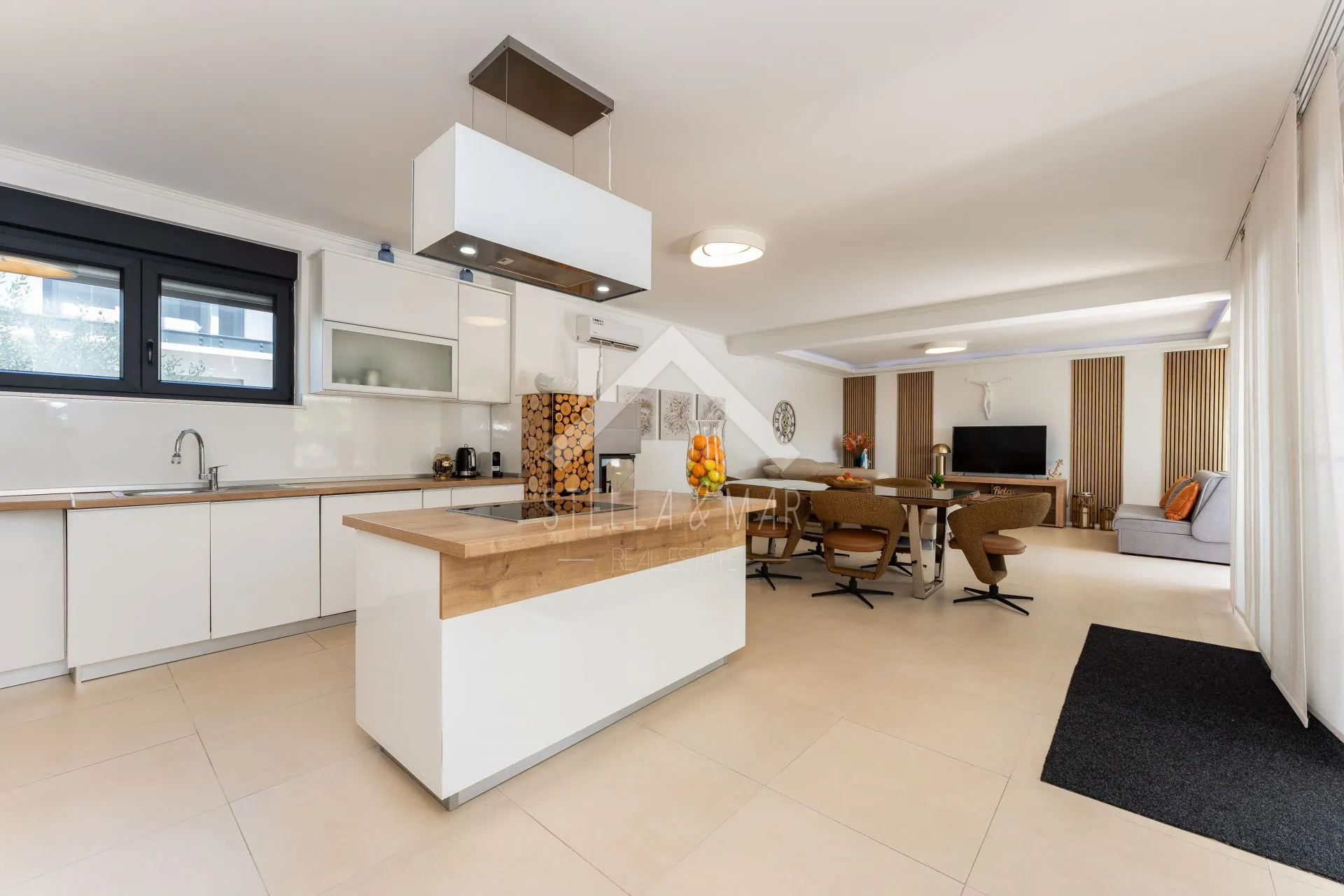 prekrasna villa , prvi red do mora - privlaka - slika 22
