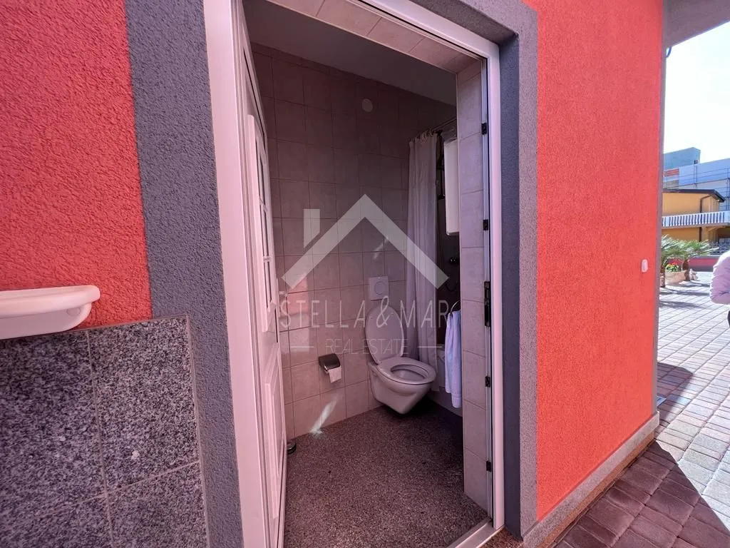 prekrasna kuća sa 4 apartmana i prostranim dvorištem - vir - slika 6