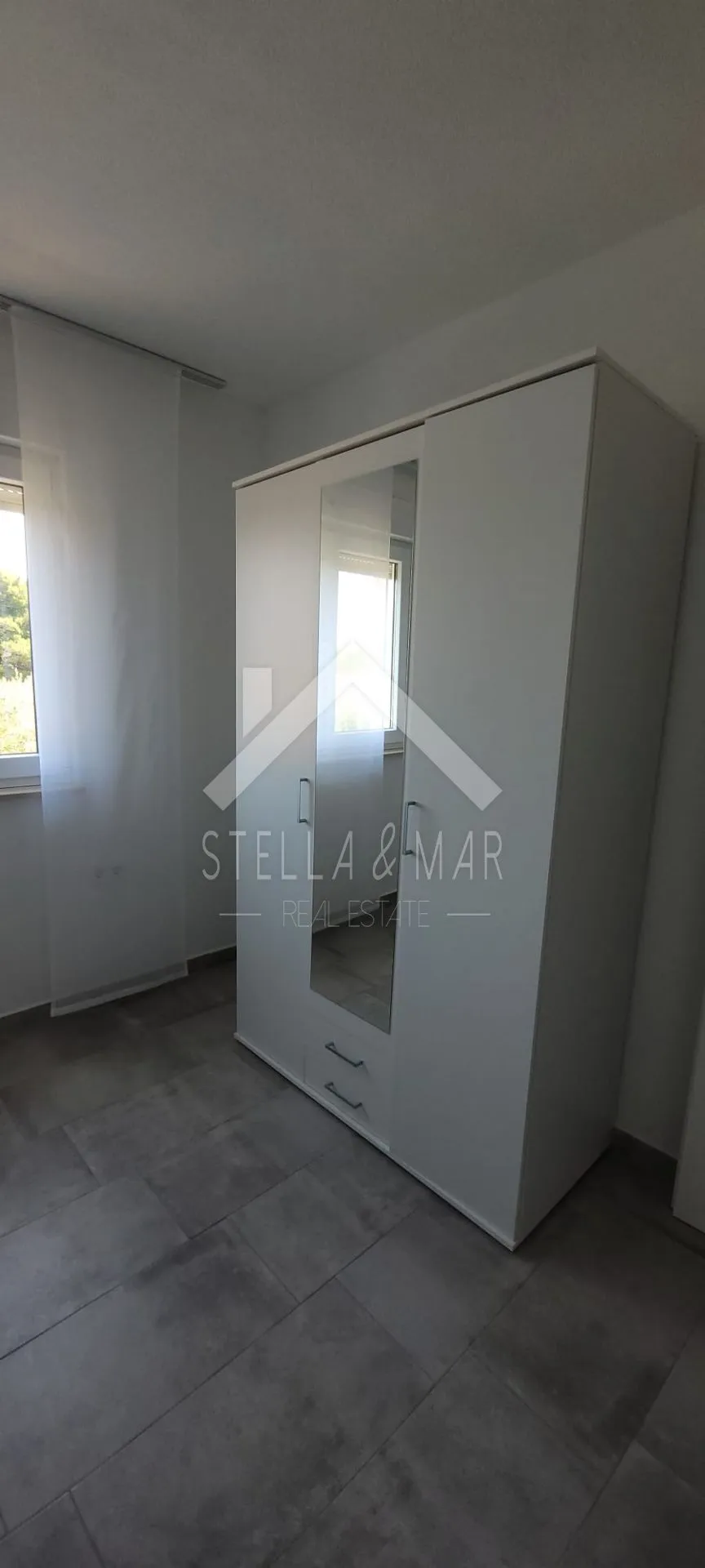 kuća sa 5 apartmana sa pogledom na more - vir - slika 17