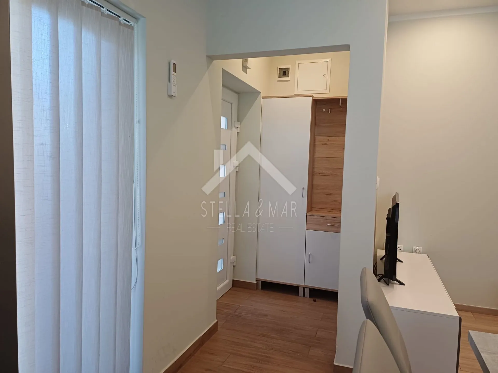 dvojna kuća sa dva stana na tri etaže,blizina mora - privlaka - slika 11