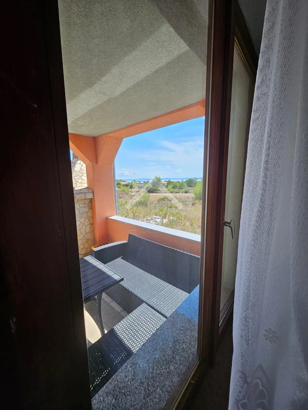 apartman 2 spavaće sobe, terasa 20m2, pogled - vir - slika 8