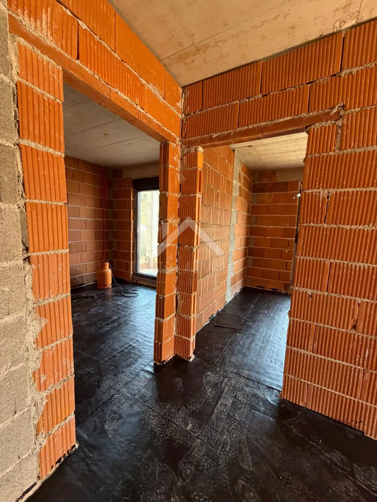 trosobni apartman u novogradnji - vir - slika 16