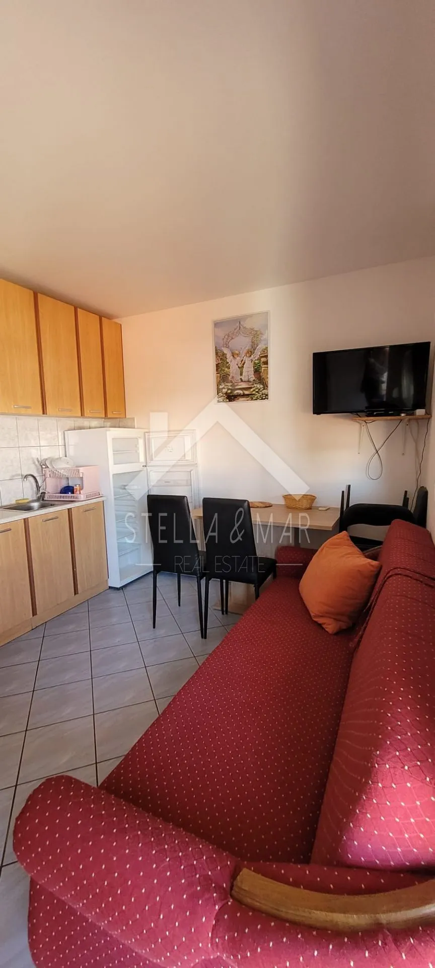 kuća sa 8 apartmana - vir - slika 24