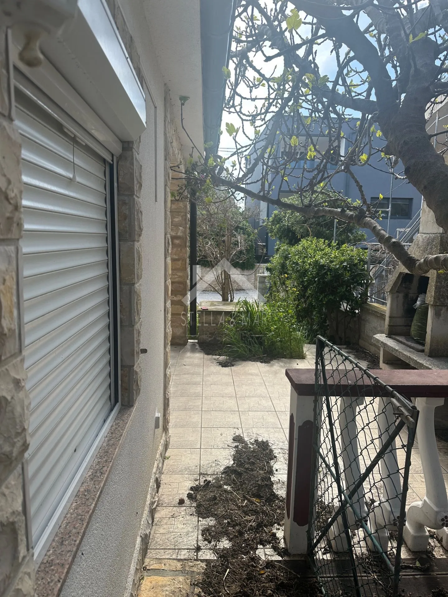 prizemnica sa 2 stana, pored plaže - vir - slika 19