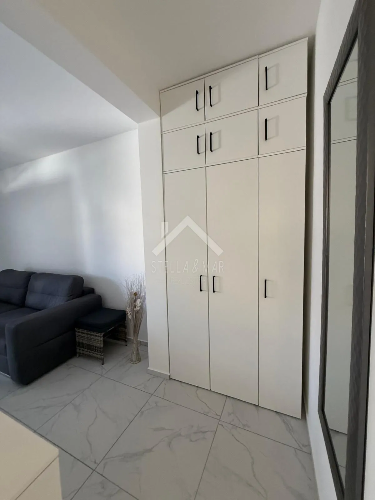 prekrasna kuća sa 3 apartmana - vir - slika 19